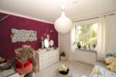 Geräumige 4,5 Zimmer-Wohnung mit Terrasse - Bild